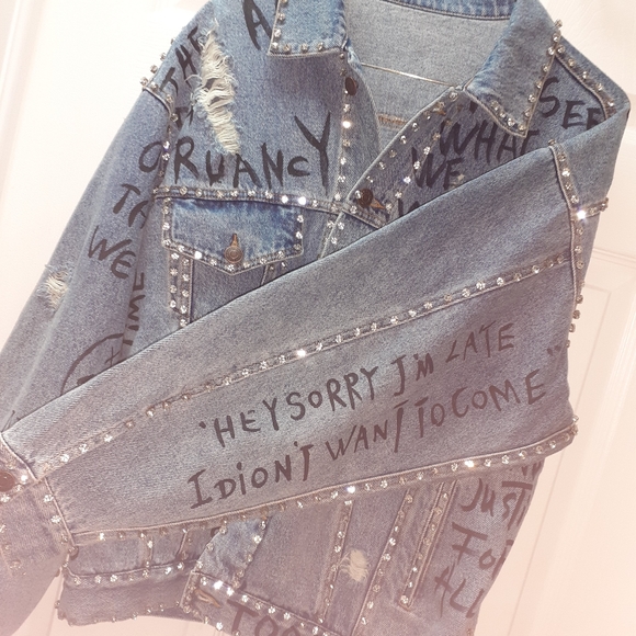 Rare LEVI'S Hand painted jacket @ I LOVE DIY by Panida - Picture 13 of 15